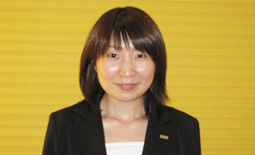 浅川 英里